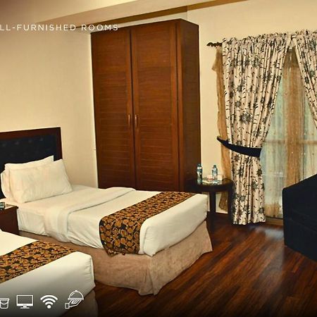 Royalton Hotel Rawalpindi Exterior photo