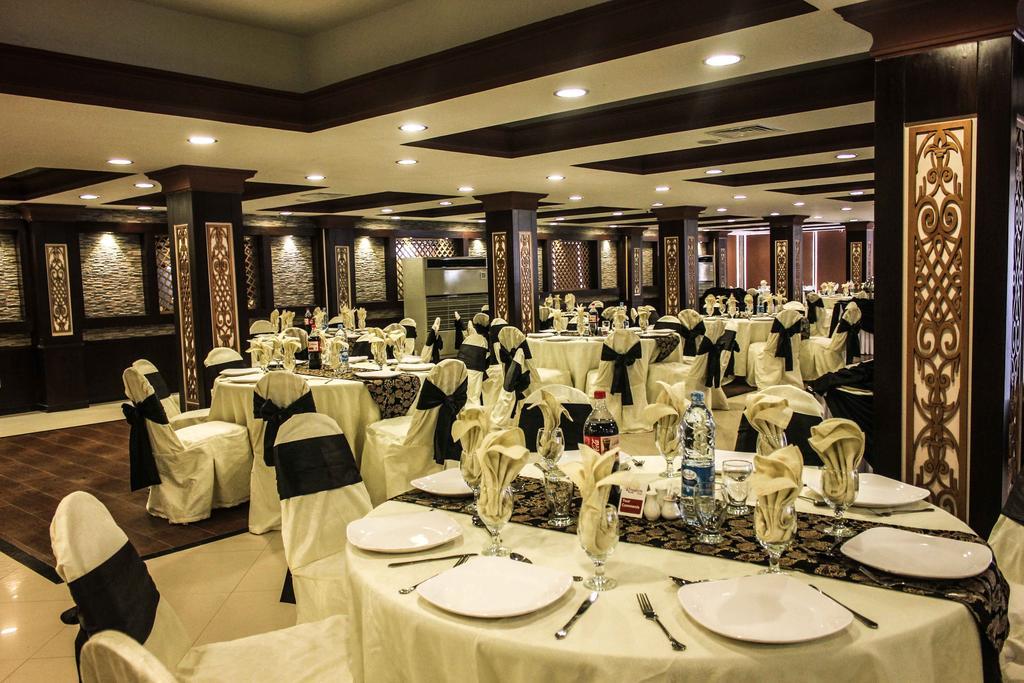 Royalton Hotel Rawalpindi Exterior photo