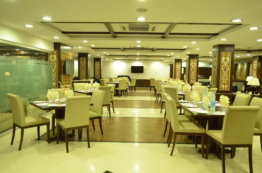 Royalton Hotel Rawalpindi Exterior photo