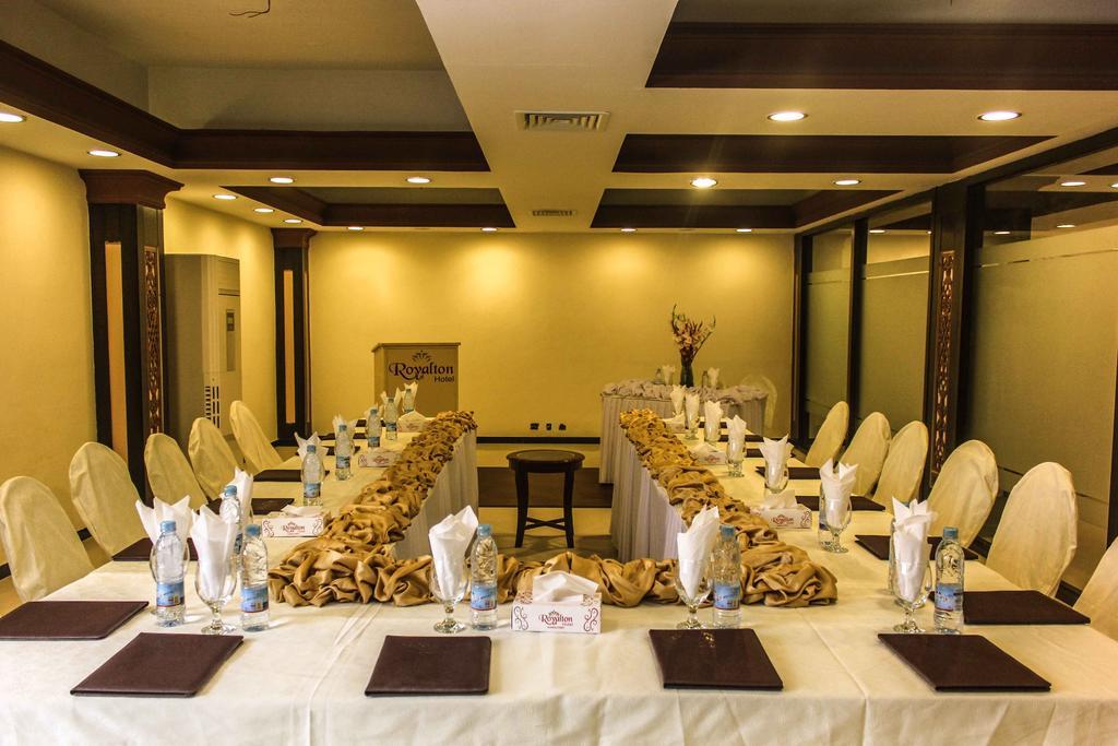 Royalton Hotel Rawalpindi Exterior photo