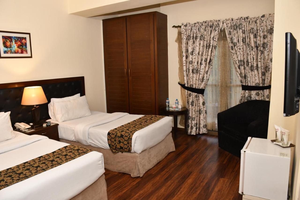 Royalton Hotel Rawalpindi Exterior photo