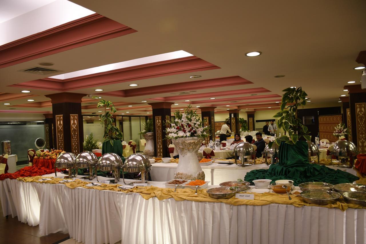 Royalton Hotel Rawalpindi Exterior photo
