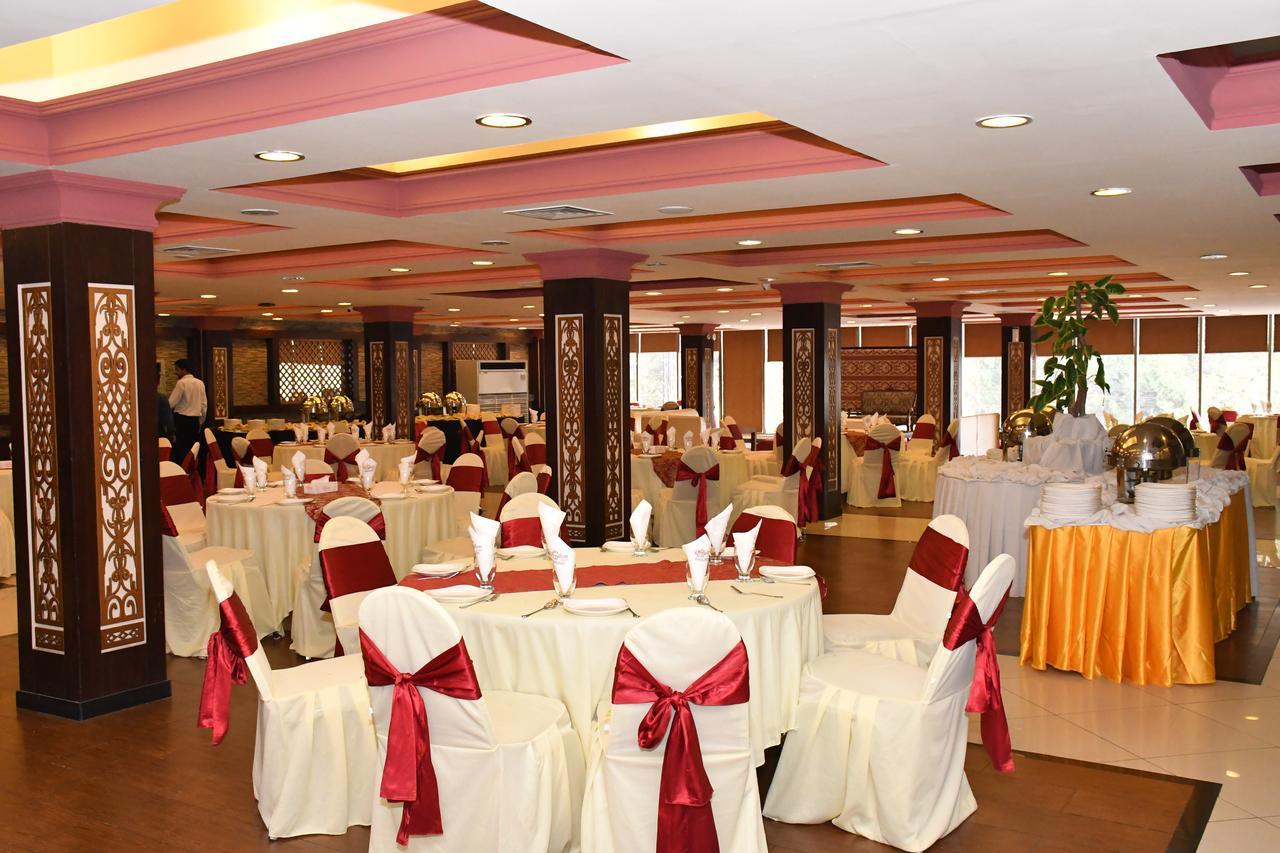 Royalton Hotel Rawalpindi Exterior photo